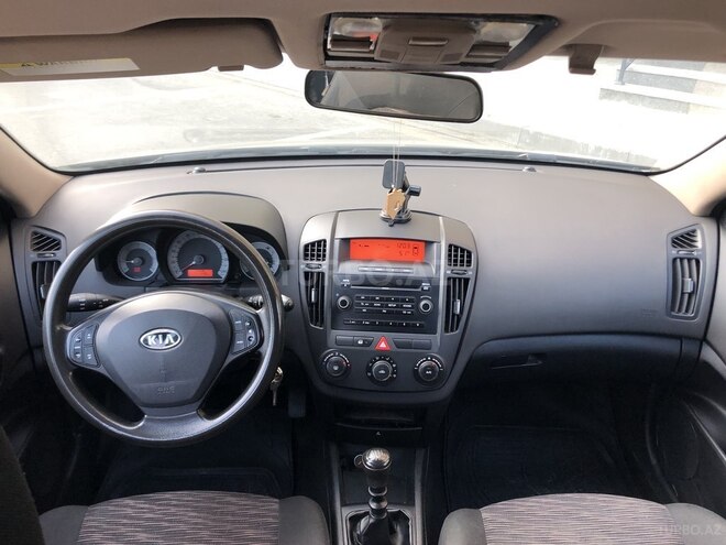 Kia Ceed 2007, 196,727 km - 1.6 л - Sumqayıt