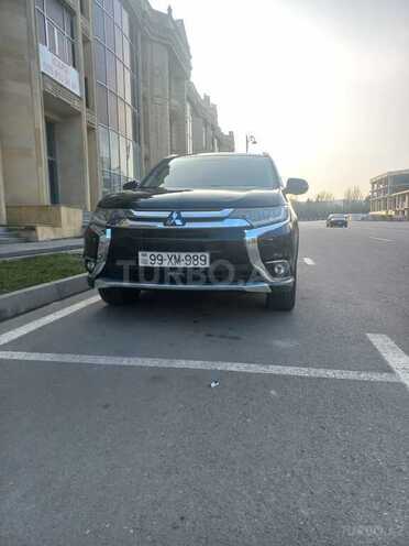 Mitsubishi Outlander 2015, 144,000 km - 2.4 л - Bakı