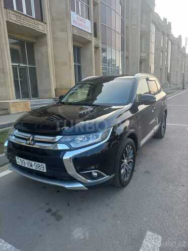 Mitsubishi Outlander 2015, 144,000 km - 2.4 л - Bakı