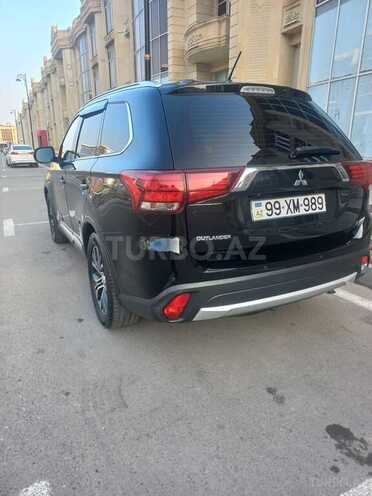Mitsubishi Outlander 2015, 144,000 km - 2.4 л - Bakı