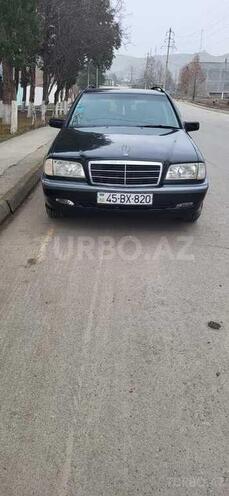 Mercedes C 220 2000, 242,000 km - 2.2 l - Mingəçevir