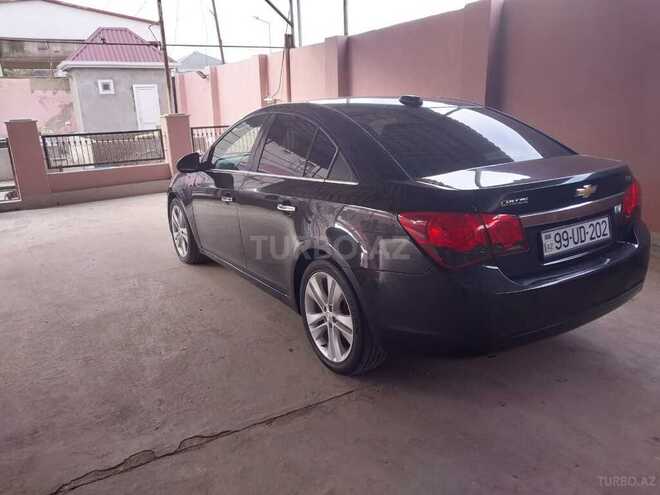 Chevrolet Cruze 2015, 221,600 km - 1.4 l - Şirvan