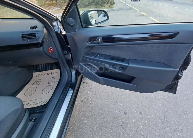 Opel Astra 2006, 219,500 km - 1.3 l - Bakı