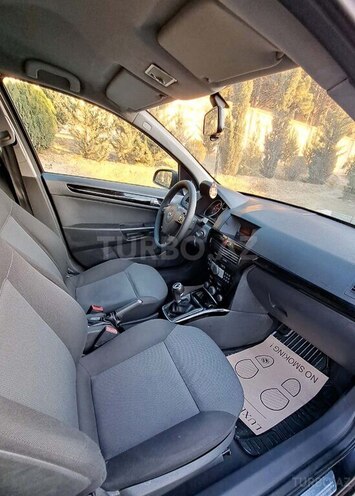 Opel Astra 2006, 219,500 km - 1.3 l - Bakı