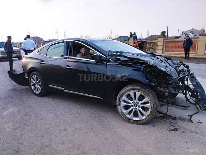 Hyundai Grandeur 2011, 215,064 km - 2.4 l - Salyan