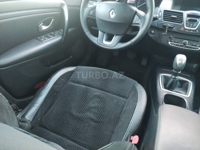 Renault Laguna 2009, 298,316 km - 1.5 l - Bakı
