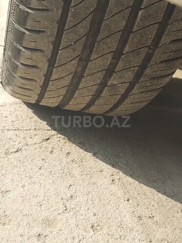 Renault Laguna 2009, 298,316 km - 1.5 l - Bakı