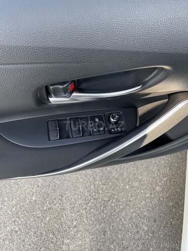 Toyota Corolla 2019, 88,000 km - 1.6 l - Bakı