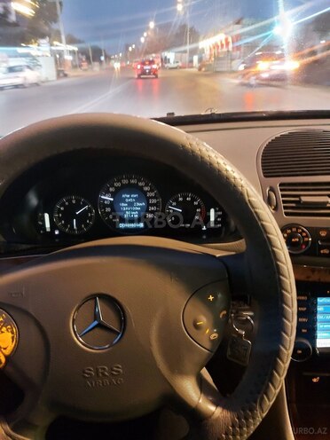 Mercedes E 240 2003, 396,000 km - 2.4 l - Bakı