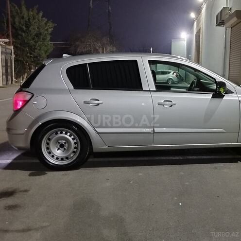 Opel Astra 2005, 270,000 km - 1.4 л - Bakı
