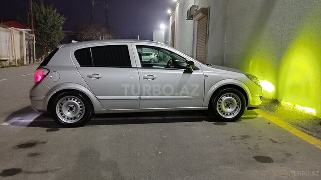 Opel Astra 2005, 270,000 km - 1.4 л - Bakı