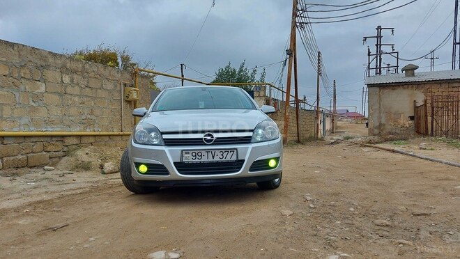 Opel Astra 2005, 270,000 km - 1.4 л - Bakı