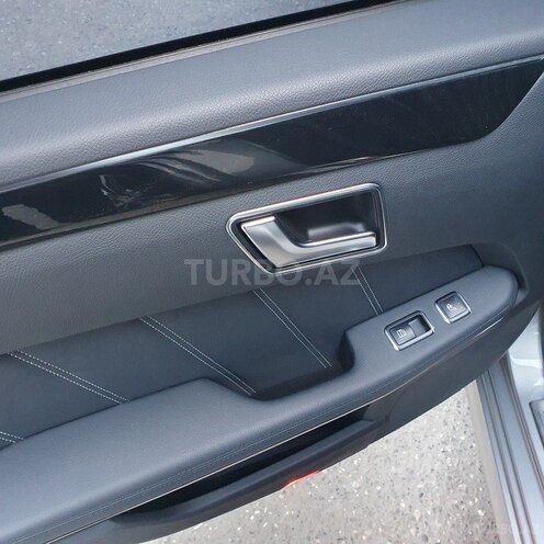 Mercedes E 220 2014, 74,000 km - 2.2 l - Bakı