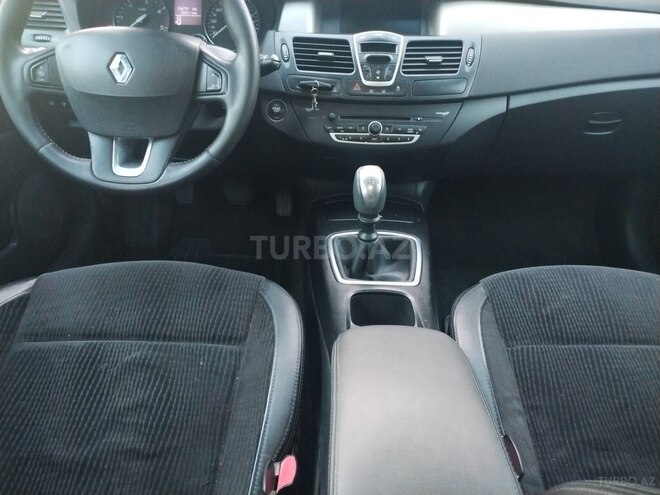 Renault Laguna 2009, 298,316 km - 1.5 l - Bakı