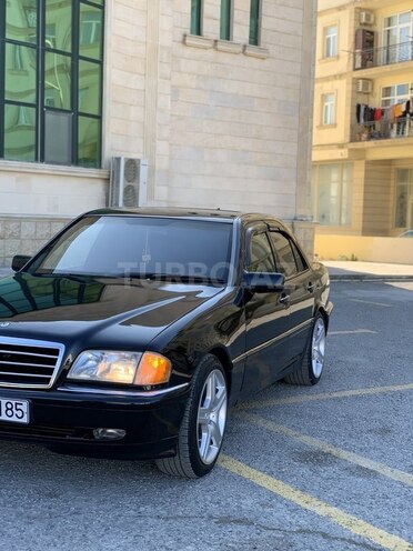 Mercedes C 220 2000, 320,000 km - 2.2 l - Bakı