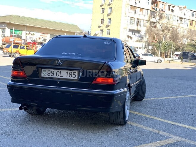 Mercedes C 220 2000, 320,000 km - 2.2 l - Bakı