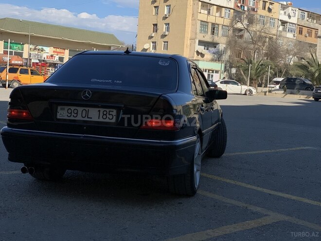 Mercedes C 220 2000, 320,000 km - 2.2 l - Bakı