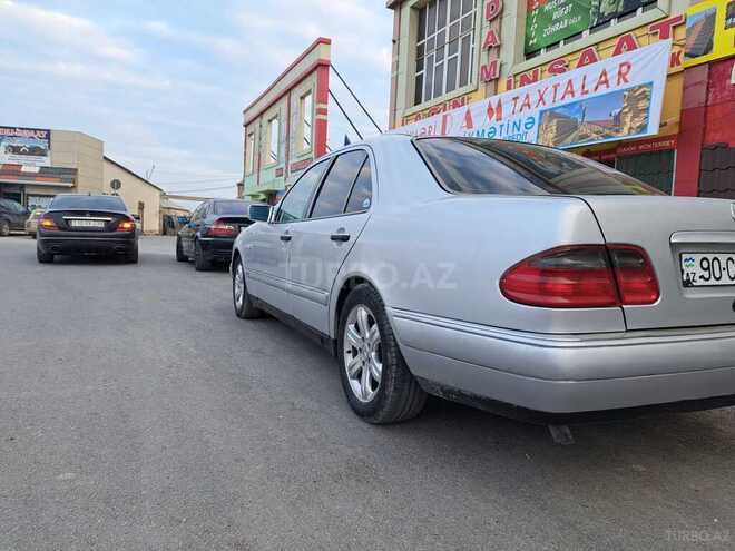 Mercedes E 230 1997, 257,000 km - 2.3 л - Bakı