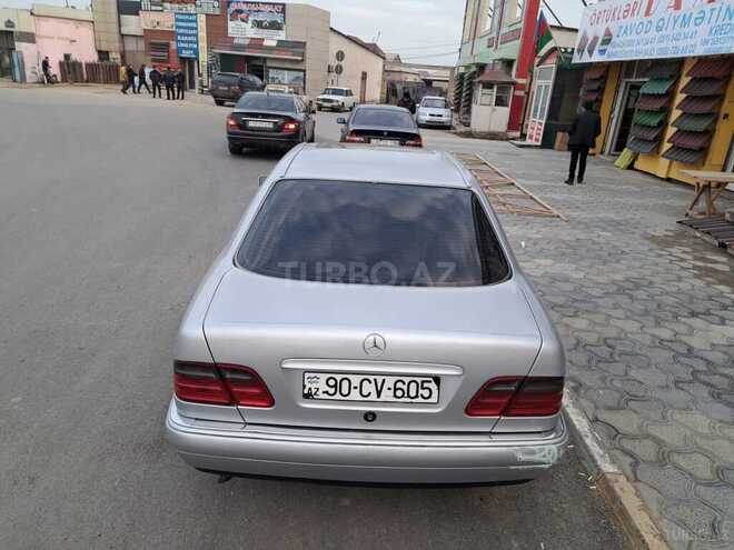 Mercedes E 230 1997, 257,000 km - 2.3 л - Bakı
