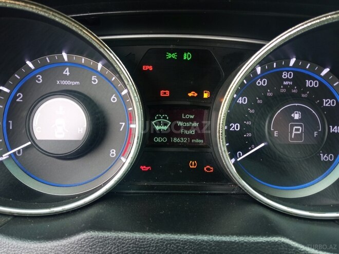 Hyundai Sonata 2011, 186,328 km - 2.0 л - Qazax