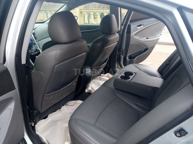 Hyundai Sonata 2011, 186,328 km - 2.0 л - Qazax