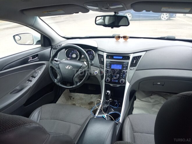 Hyundai Sonata 2011, 186,328 km - 2.0 л - Qazax