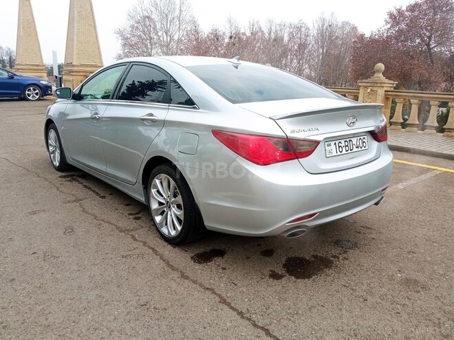 Hyundai Sonata 2011, 186,328 km - 2.0 л - Qazax