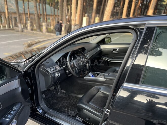 Mercedes E 220 2015, 200,500 km - 2.2 л - Bakı