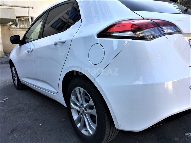 MG 5 2014, 193,000 km - 1.5 l - Bakı