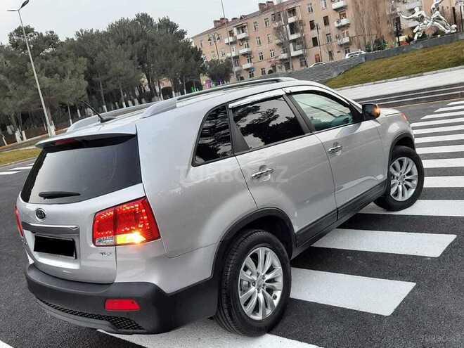 Kia Sorento 2010, 175,000 km - 2.0 l - Xırdalan