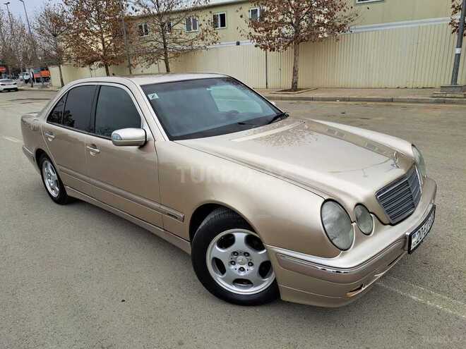 Mercedes E 220 2000, 286,000 km - 2.2 l - Gəncə