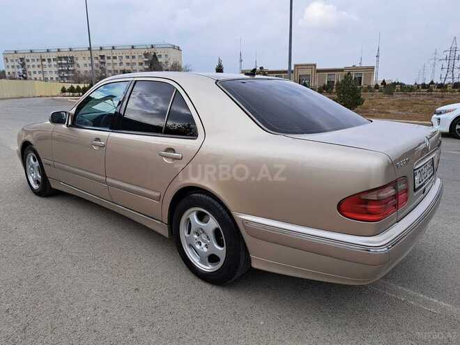 Mercedes E 220 2000, 286,000 km - 2.2 l - Gəncə