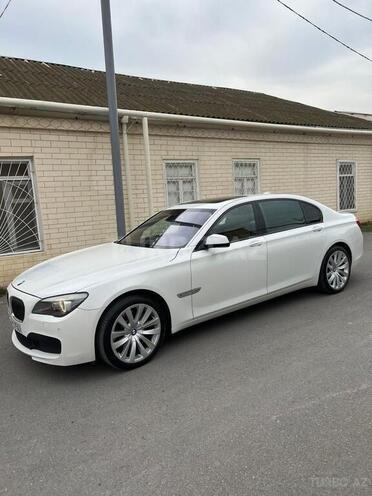 BMW 750 2012, 145,000 km - 4.4 l - Bakı