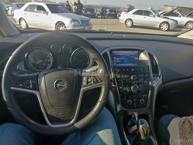 Opel Astra 2011, 187,000 km - 1.3 л - Qəbələ