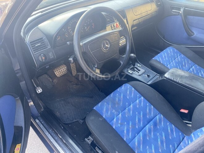 Mercedes C 180 2000, 358,000 km - 1.8 l - Bakı