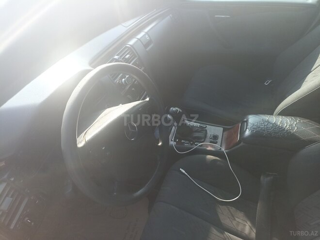 Mercedes E 200 2000, 400,500 km - 2.0 l - Bakı