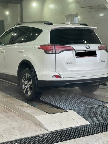 Toyota RAV4 2018, 64,000 km - 2.0 l - Bakı