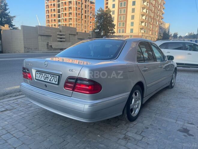 Mercedes E 270 1999, 336,000 km - 2.7 l - Bakı