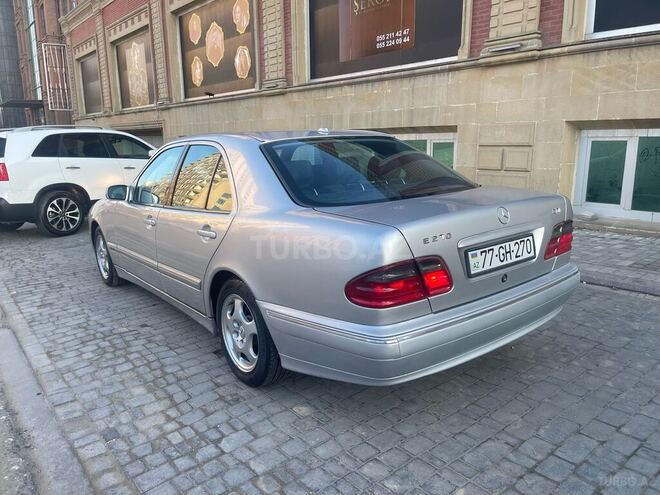 Mercedes E 270 1999, 336,000 km - 2.7 l - Bakı