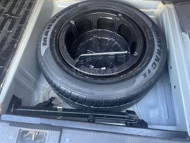 Mercedes E 270 1999, 336,000 km - 2.7 l - Bakı