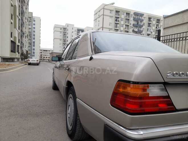 Mercedes E 200 1992, 333,000 km - 2.0 л - Gəncə