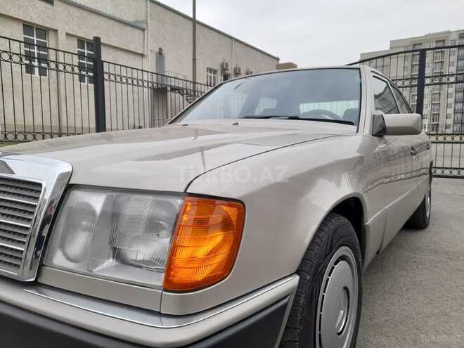 Mercedes E 200 1992, 333,000 km - 2.0 л - Gəncə
