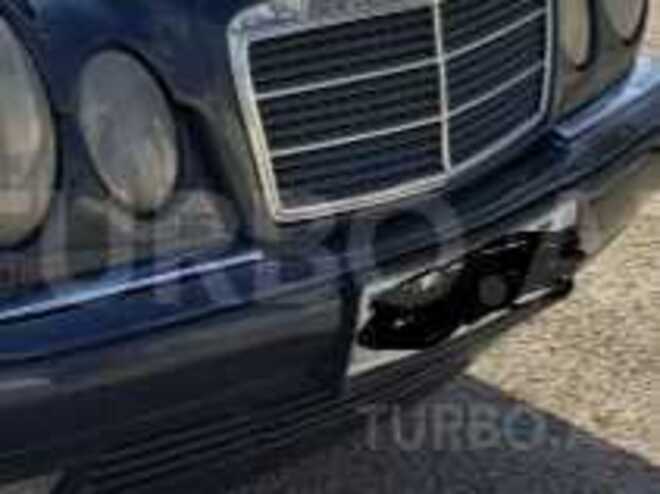 Mercedes E 220 1998, 424,135 km - 2.2 l - Sumqayıt