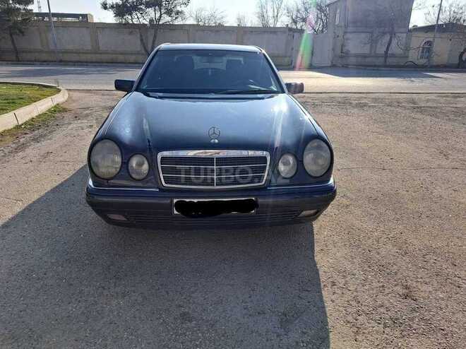 Mercedes E 220 1998, 424,135 km - 2.2 l - Sumqayıt