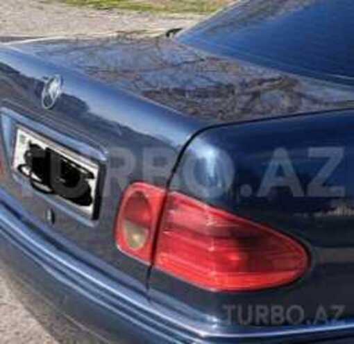 Mercedes E 220 1998, 424,135 km - 2.2 l - Sumqayıt