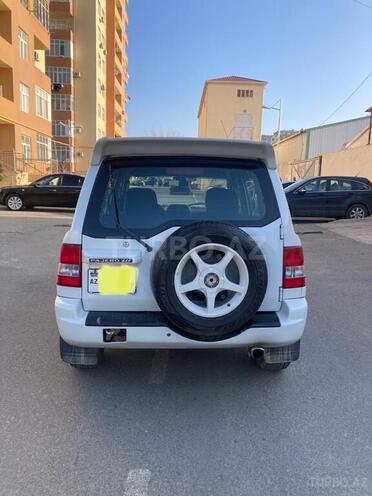 Mitsubishi Pajero io 2002, 183,000 km - 2.0 l - Bakı