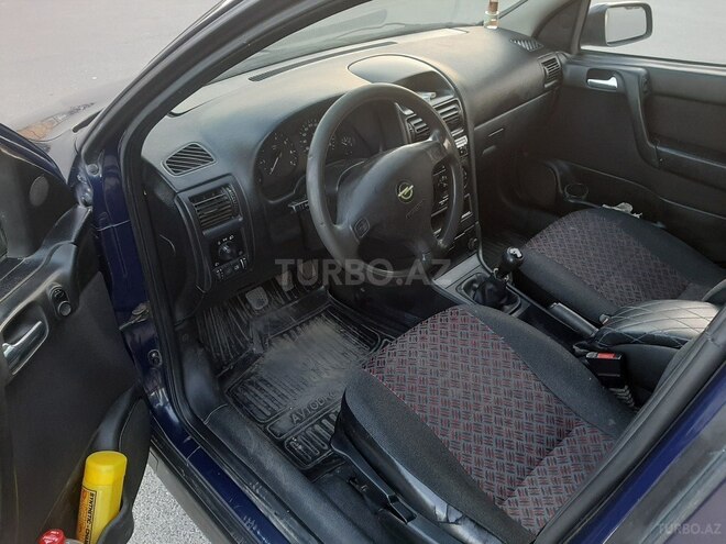 Opel Astra 1999, 228,000 km - 1.6 л - Bakı