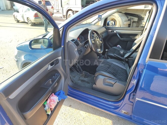 Volkswagen Touran 2008, 296,000 km - 2.0 л - Bakı