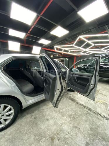 Volkswagen Jetta 2009, 322,000 km - 1.6 l - Bakı