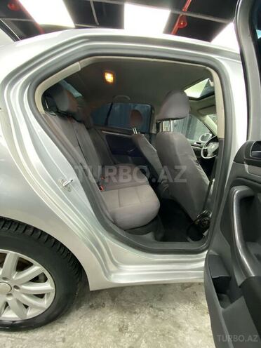 Volkswagen Jetta 2009, 322,000 km - 1.6 l - Bakı